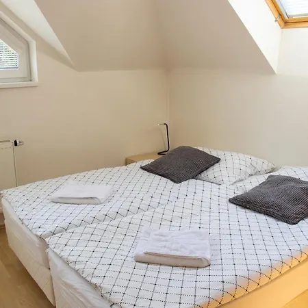 Prague Tatil Evi
