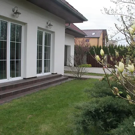 Prague Tatil Evi Prŭhonice